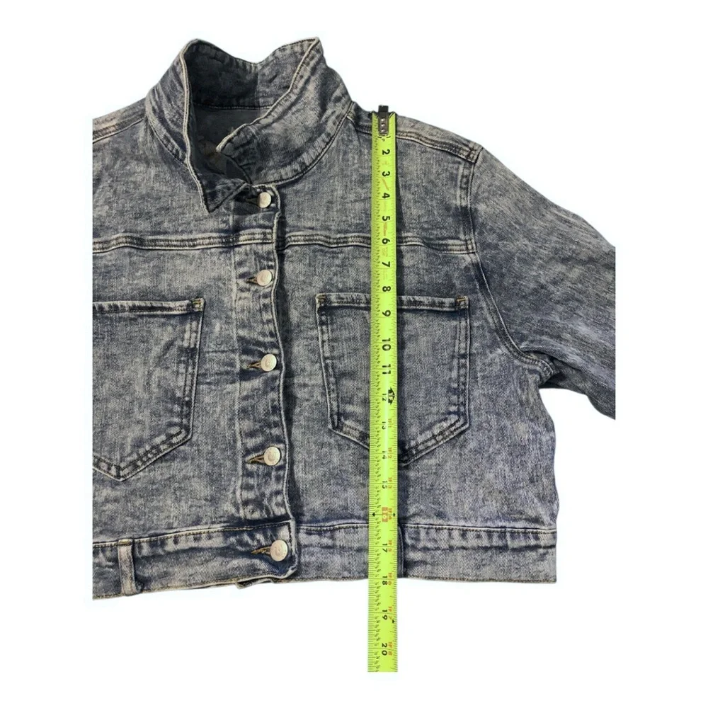 Austin Landing acid wash look‎ embroidered angel wings denim jeans jacket size M